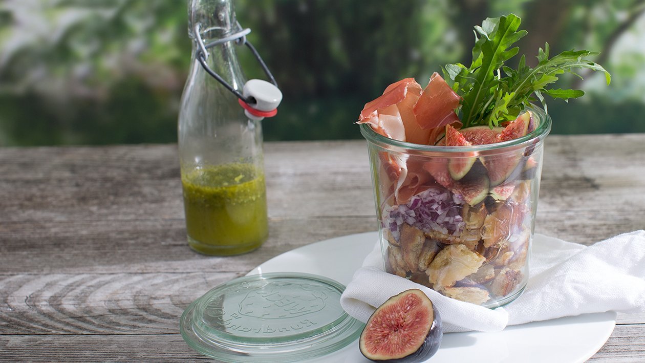 Feigen mit Parmaschinken und geröstetem Ciabatta
